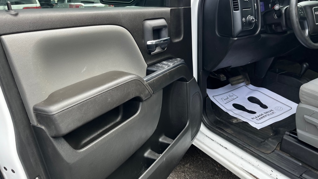 Photo 28 of this GMC SIERRA 1500