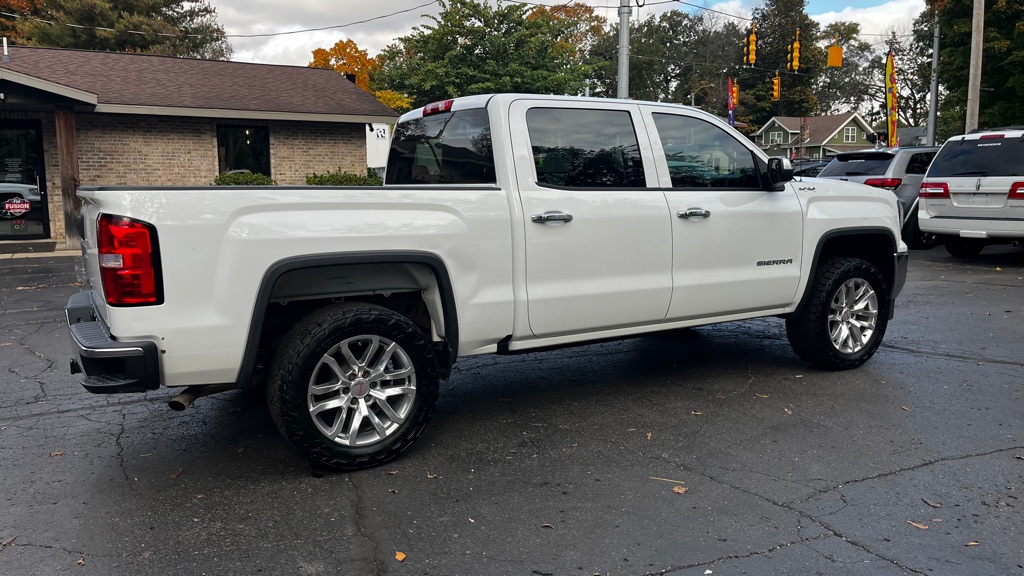 Photo 8 of this GMC SIERRA 1500