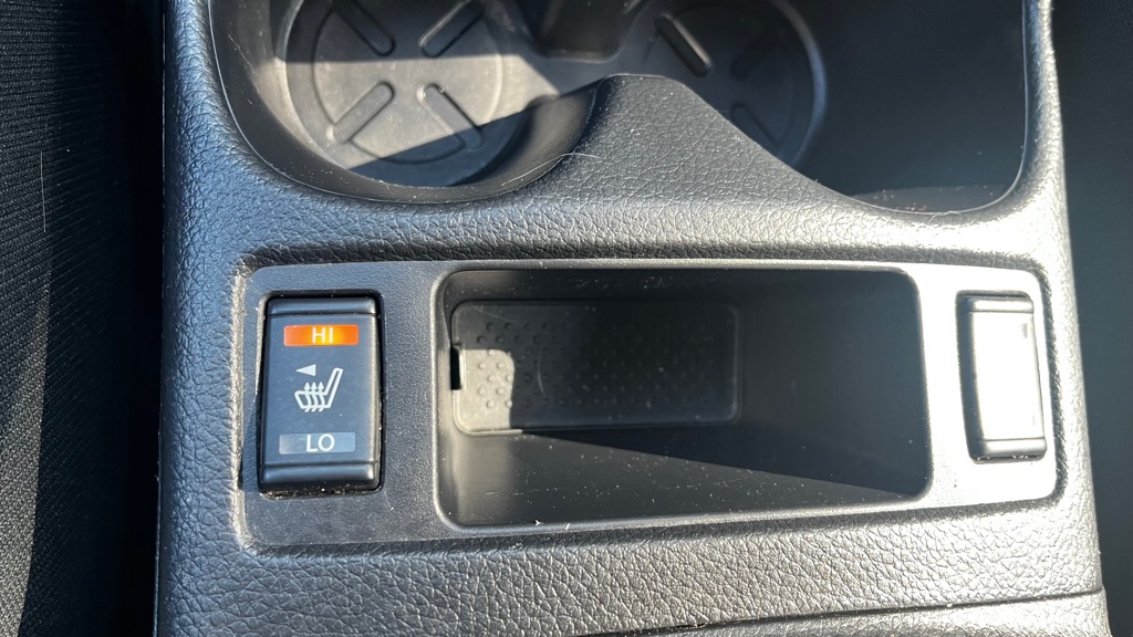 Photo 19 of this NISSAN ROGUE
