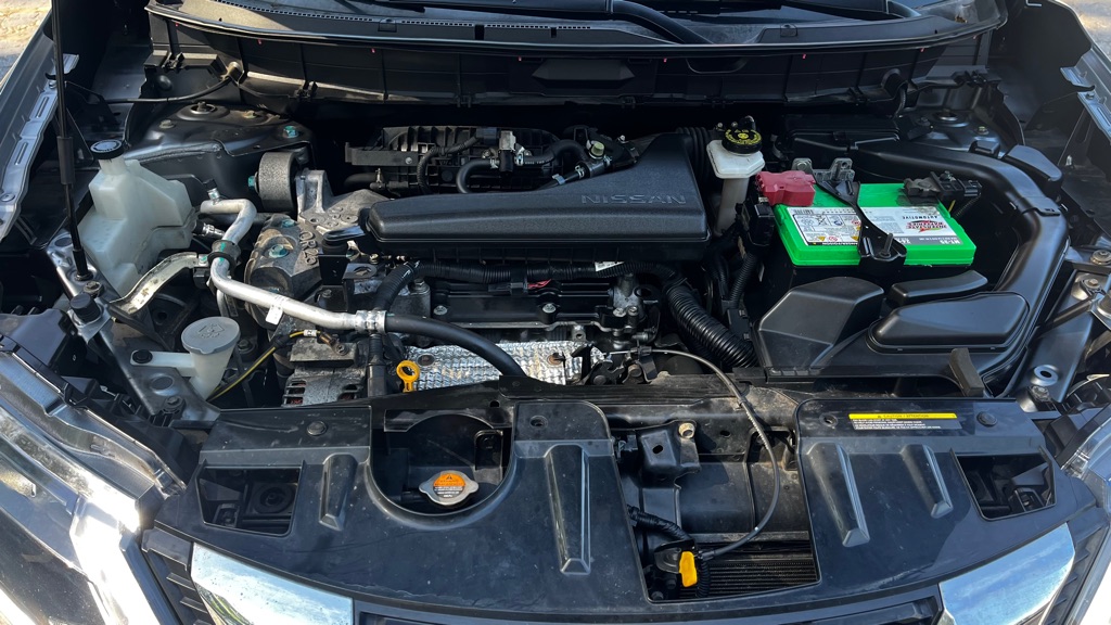 Photo 14 of this NISSAN ROGUE