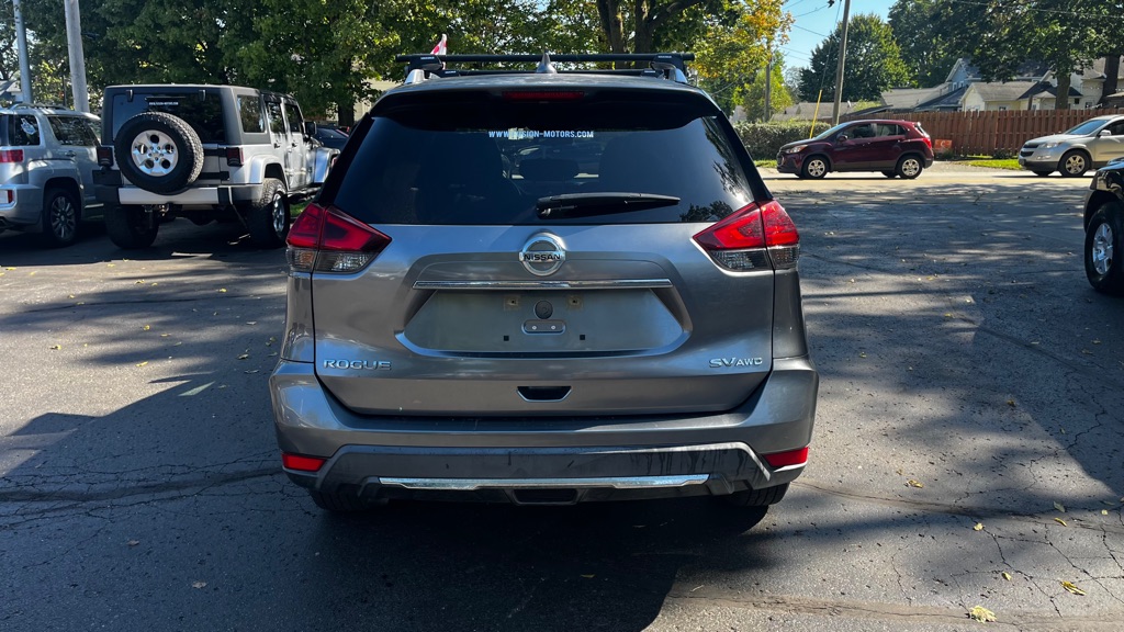 Photo 6 of this NISSAN ROGUE