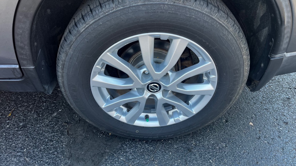 Photo 56 of this NISSAN ROGUE
