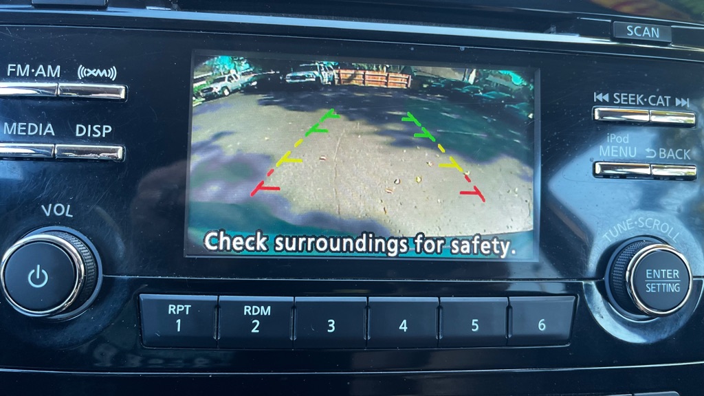 Photo 18 of this NISSAN ROGUE