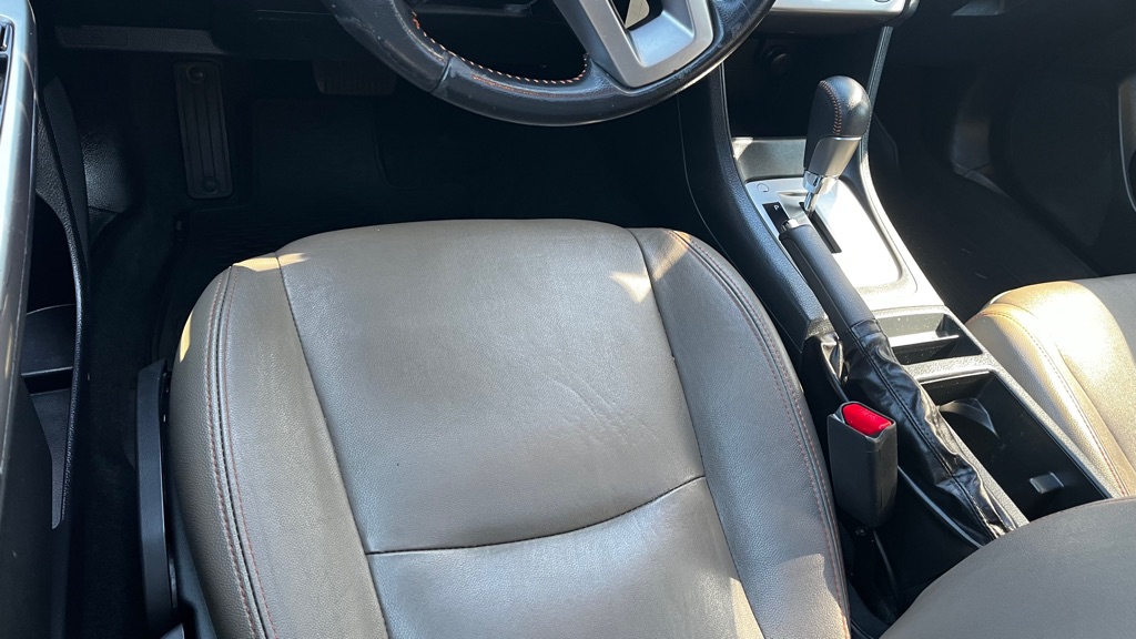 Photo 33 of this SUBARU CROSSTREK