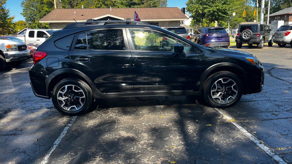 Photo 9 of this SUBARU CROSSTREK