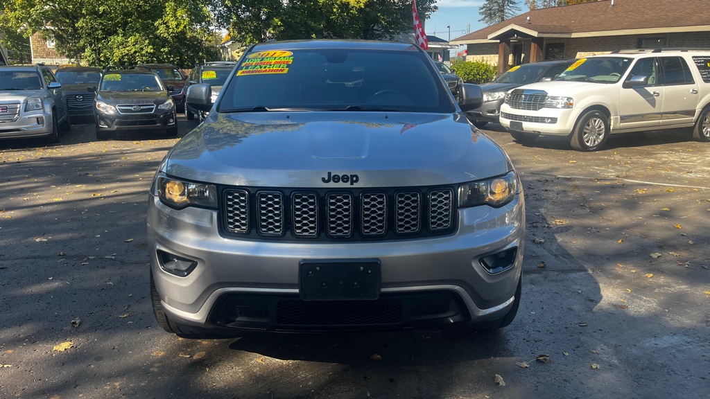 Photo 13 of this JEEP GRAND CHEROKEE