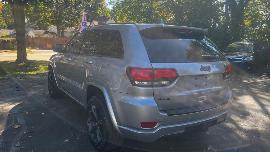 Photo 5 of this JEEP GRAND CHEROKEE