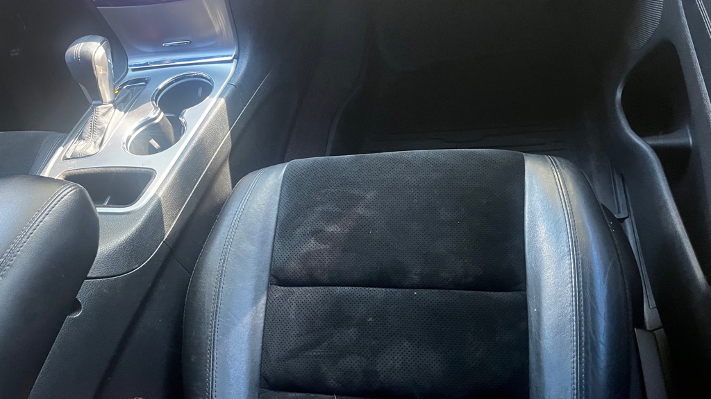 Photo 40 of this JEEP GRAND CHEROKEE