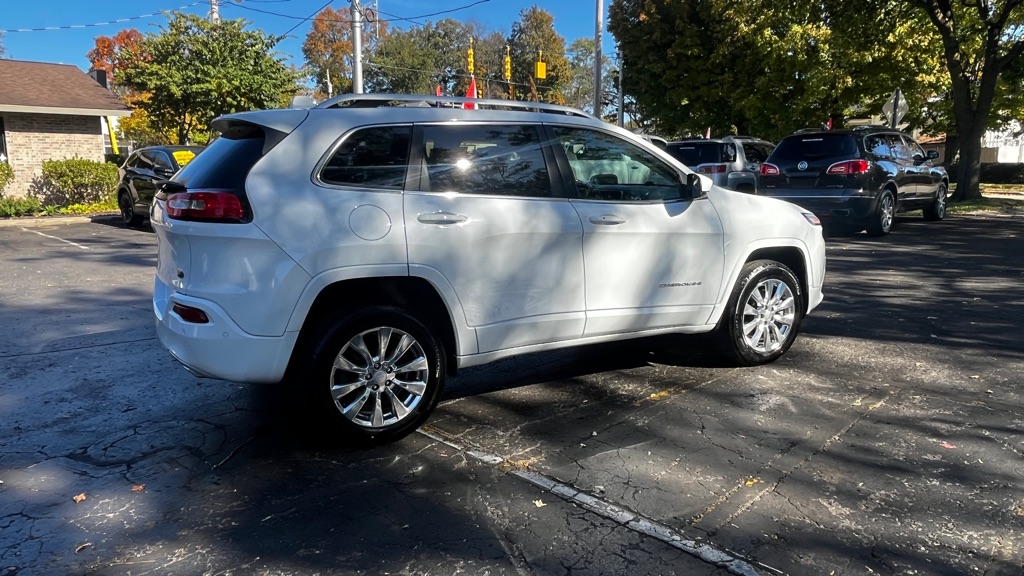 Photo 11 of this JEEP CHEROKEE