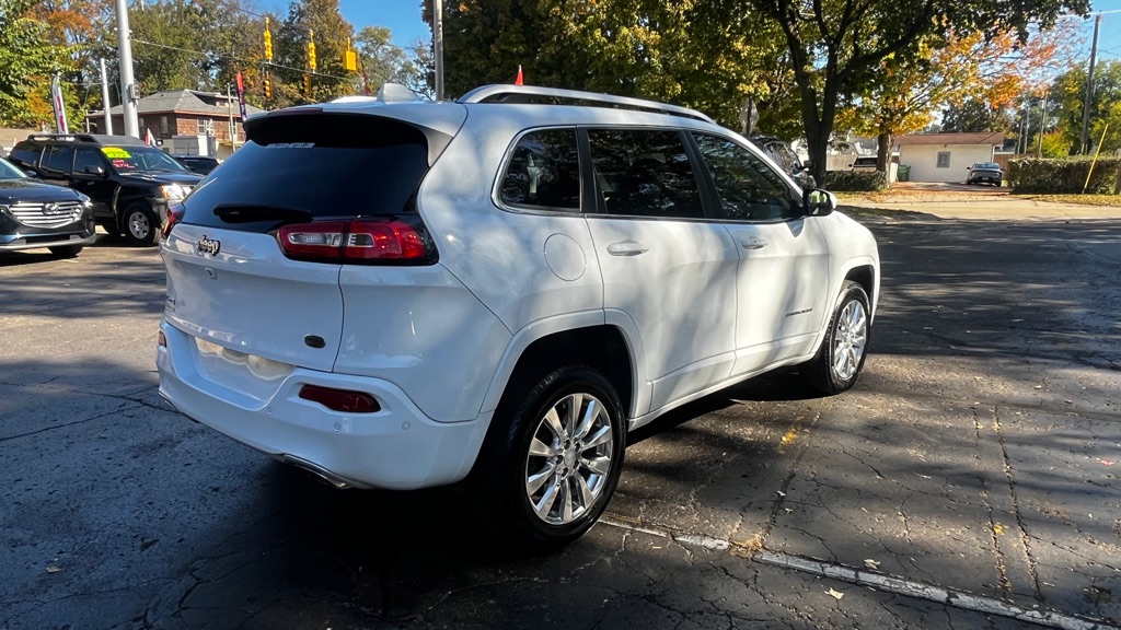 Photo 10 of this JEEP CHEROKEE