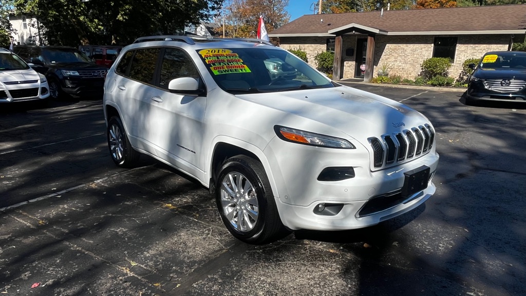 Photo 14 of this JEEP CHEROKEE