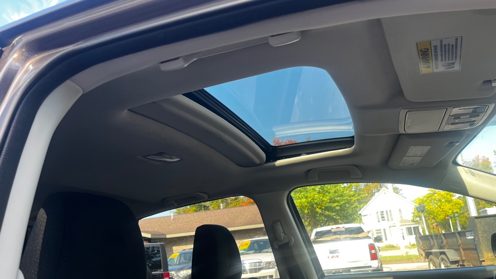 Photo 28 of this HONDA CR-V