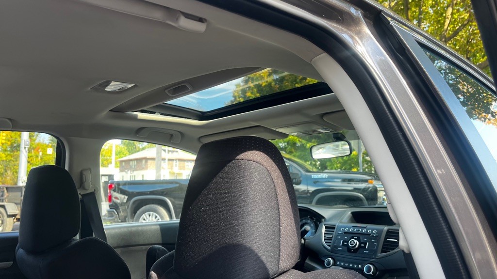 Photo 43 of this HONDA CR-V