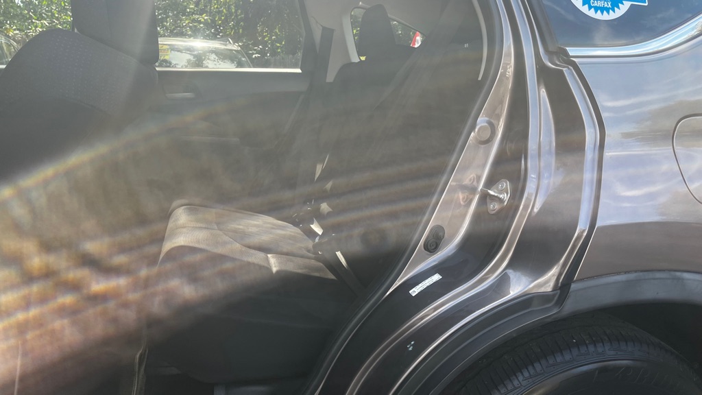 Photo 38 of this HONDA CR-V
