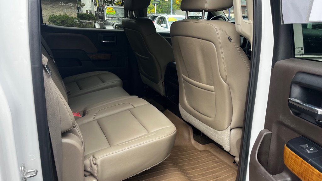 Photo 48 of this GMC SIERRA 1500