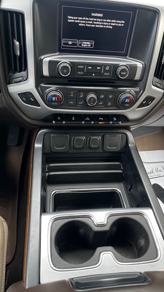 Photo 19 of this GMC SIERRA 1500