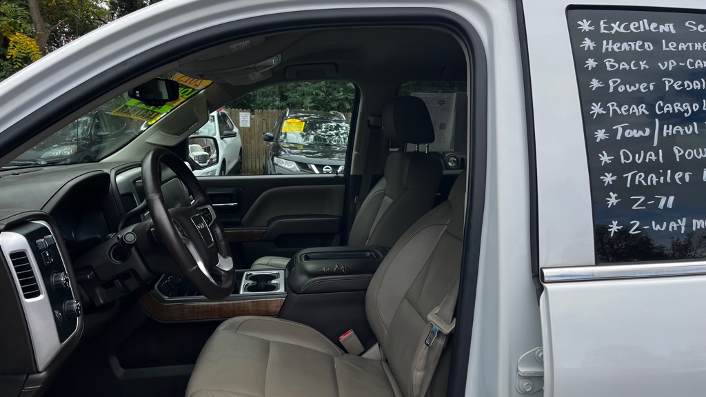 Photo 30 of this GMC SIERRA 1500