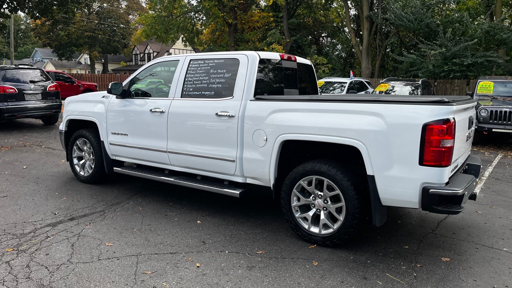 Photo 5 of this GMC SIERRA 1500