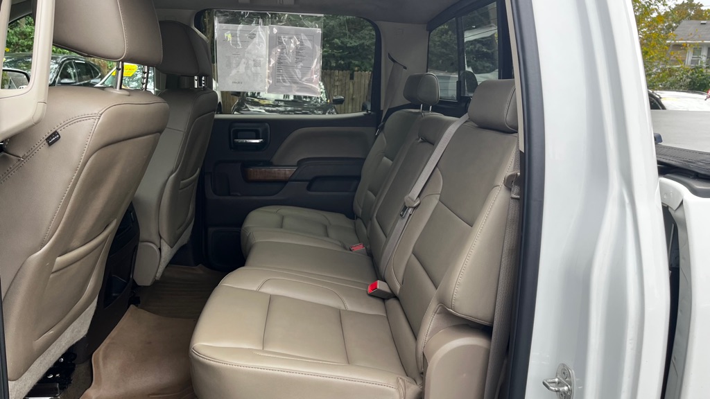 Photo 43 of this GMC SIERRA 1500
