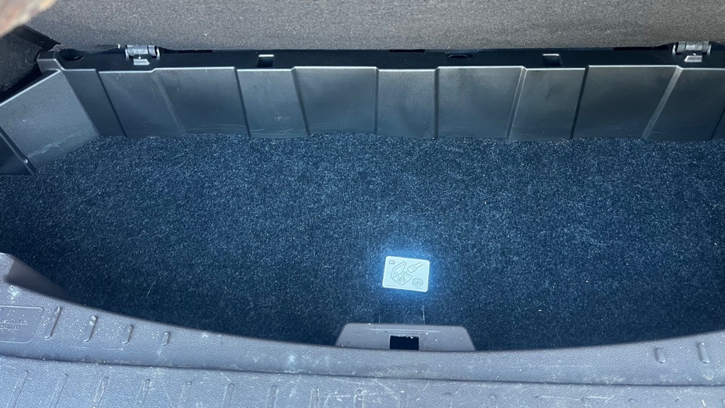Photo 56 of this BUICK ENCLAVE