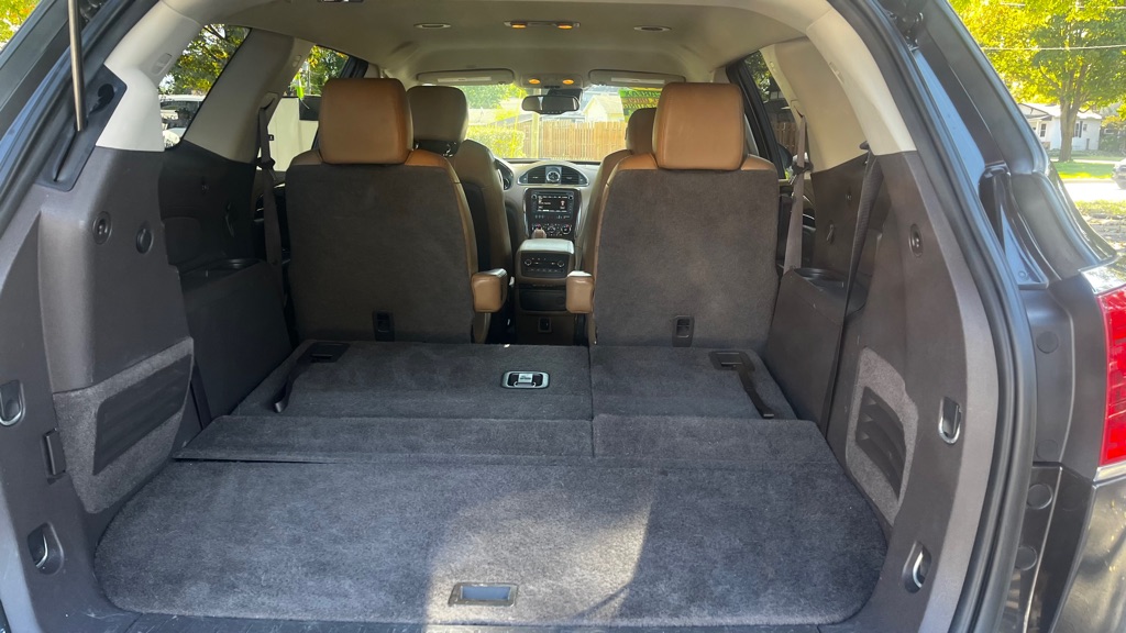 Photo 54 of this BUICK ENCLAVE