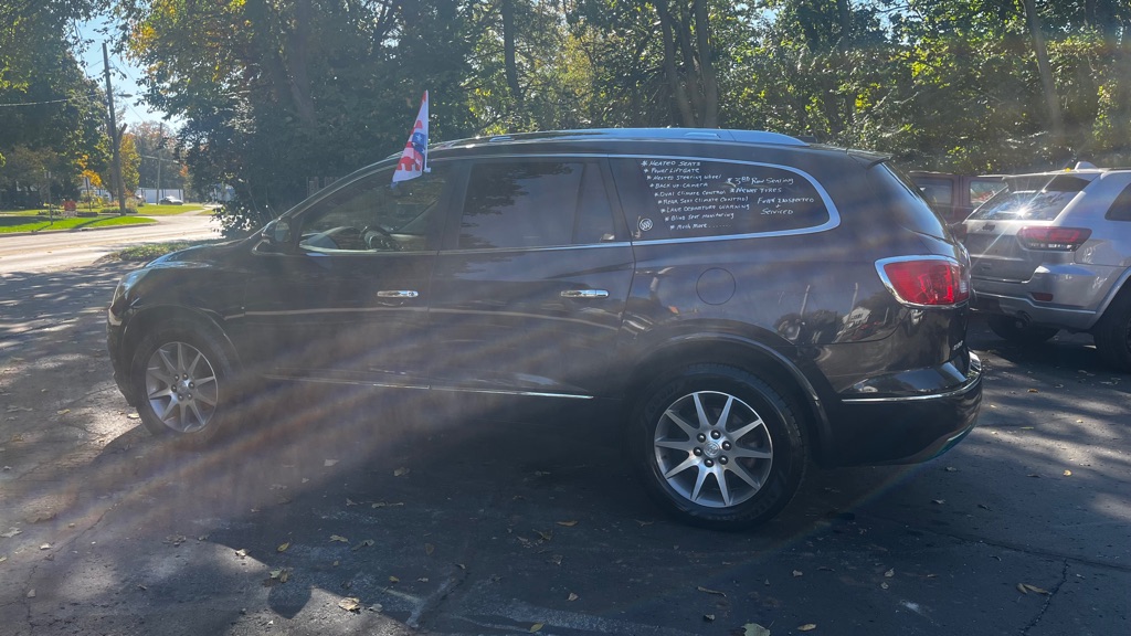 Photo 4 of this BUICK ENCLAVE