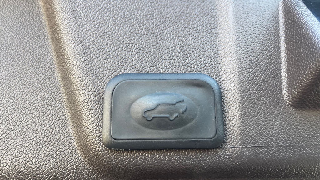 Photo 57 of this BUICK ENCLAVE
