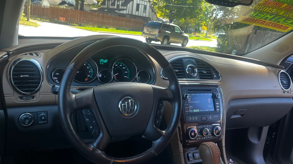 Photo 37 of this BUICK ENCLAVE