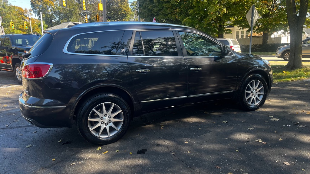 Photo 9 of this BUICK ENCLAVE