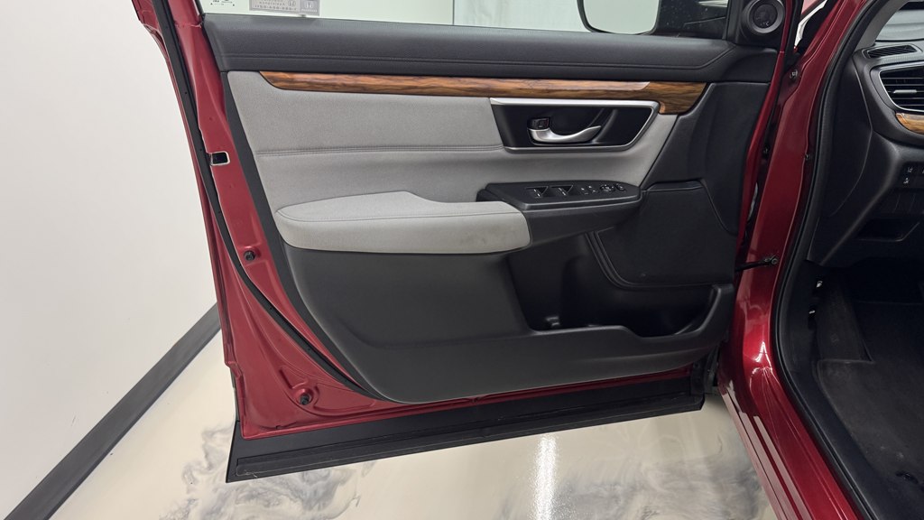 Photo 13 of this HONDA CR-V