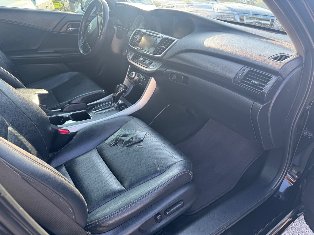 Photo 12 of this HONDA ACCORD