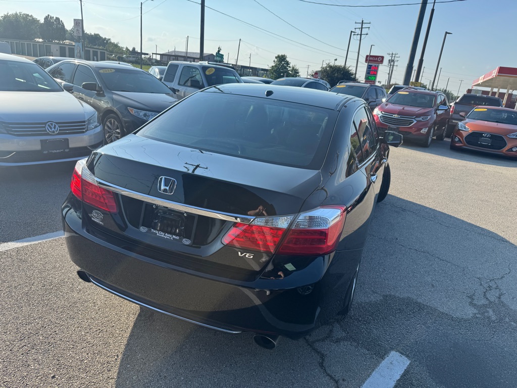 Photo 7 of this HONDA ACCORD