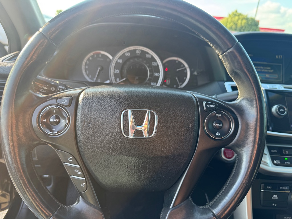 Photo 25 of this HONDA ACCORD