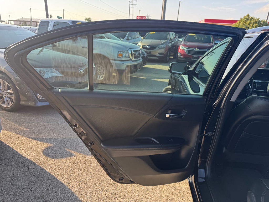 Photo 20 of this HONDA ACCORD