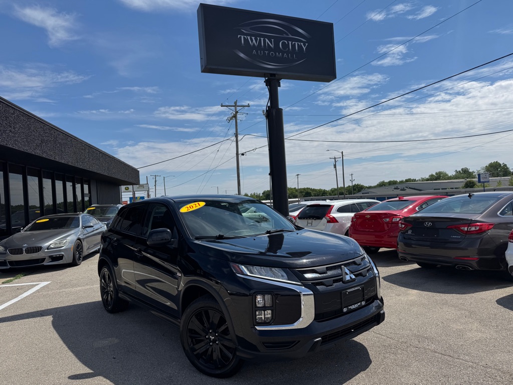 2021 Mitsubishi Outlander Sport 2.0 LE 2WD CVT's photo