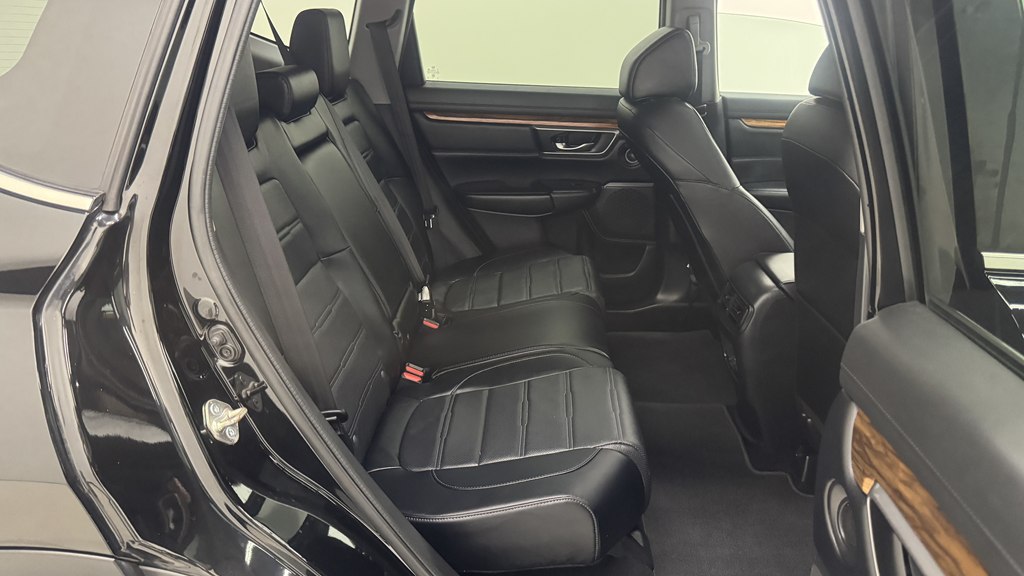 Photo 24 of this HONDA CR-V