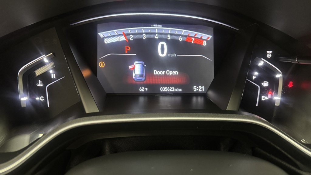 Photo 17 of this HONDA CR-V