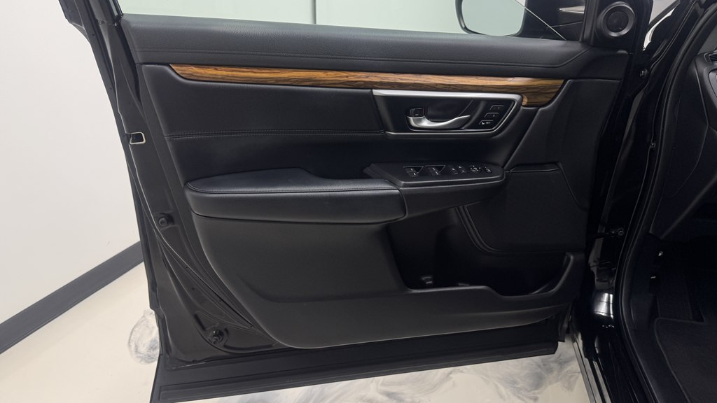 Photo 13 of this HONDA CR-V