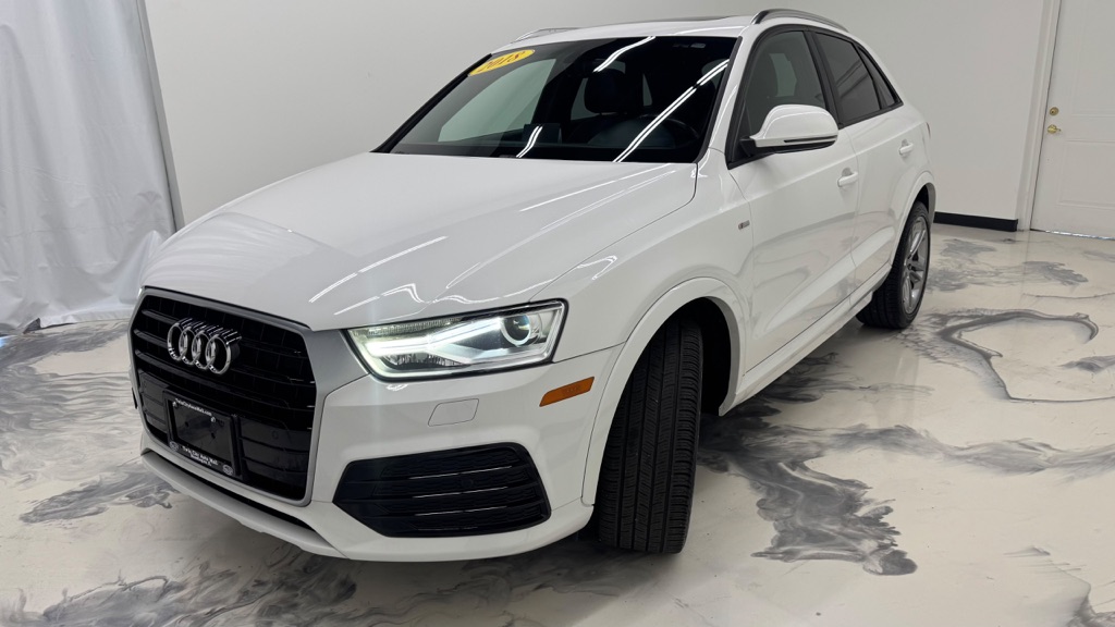 Photo 4 of this AUDI Q3