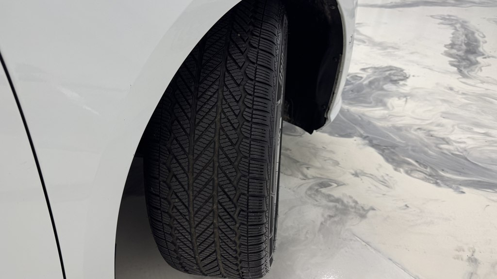 Photo 12 of this VOLKSWAGEN PASSAT