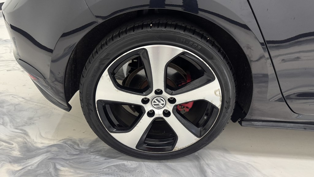 Photo 13 of this VOLKSWAGEN GTI