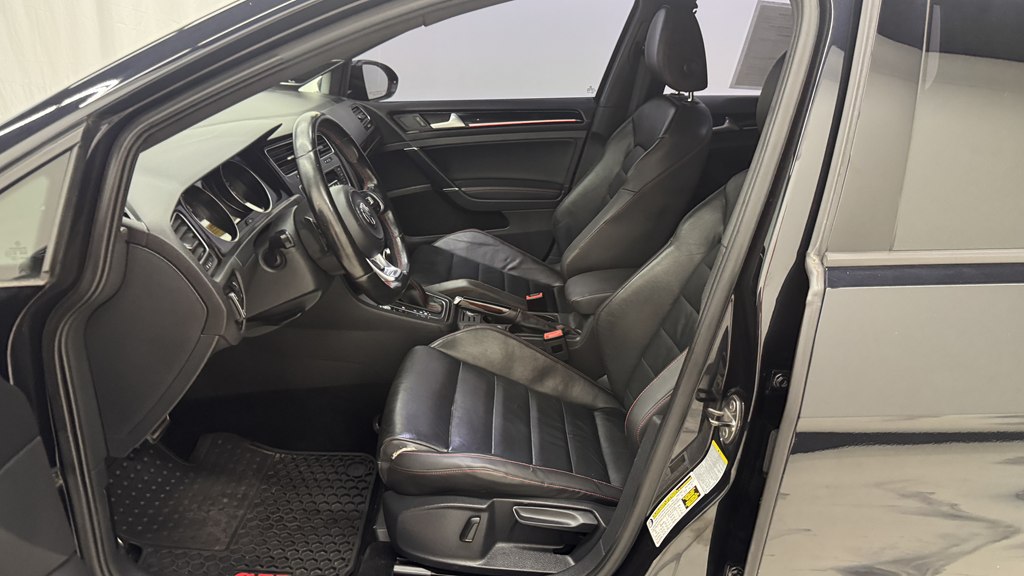 Photo 16 of this VOLKSWAGEN GTI