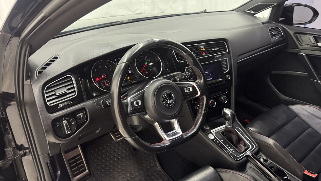 Photo 15 of this VOLKSWAGEN GTI