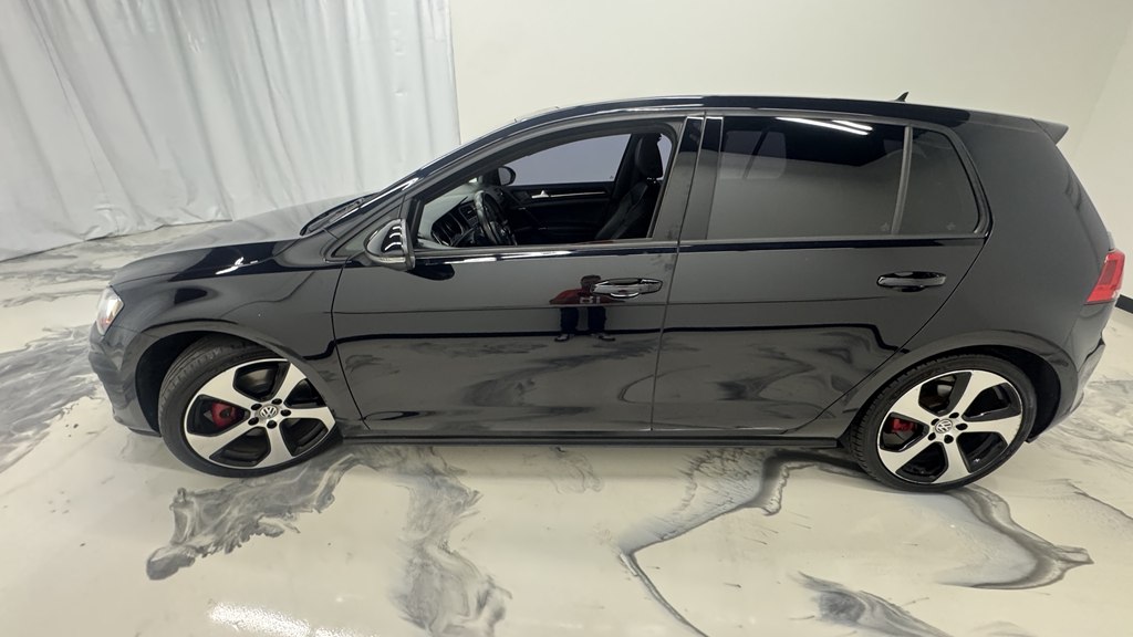 Photo 5 of this VOLKSWAGEN GTI