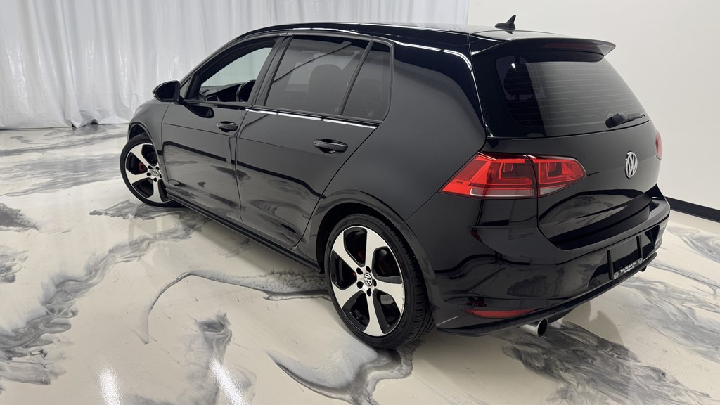 Photo 6 of this VOLKSWAGEN GTI