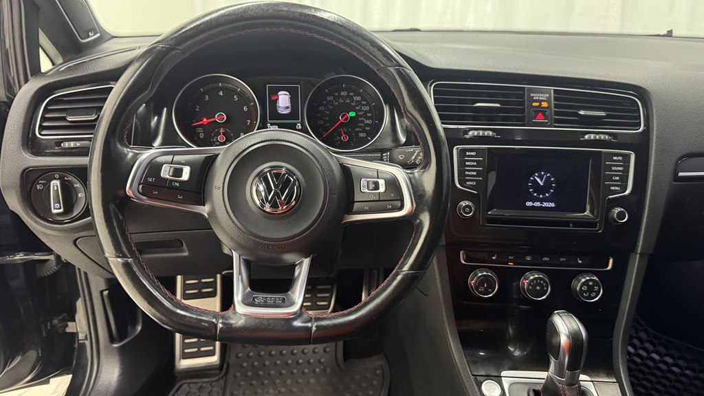 Photo 17 of this VOLKSWAGEN GTI