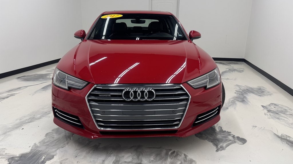 Photo 3 of this AUDI A4