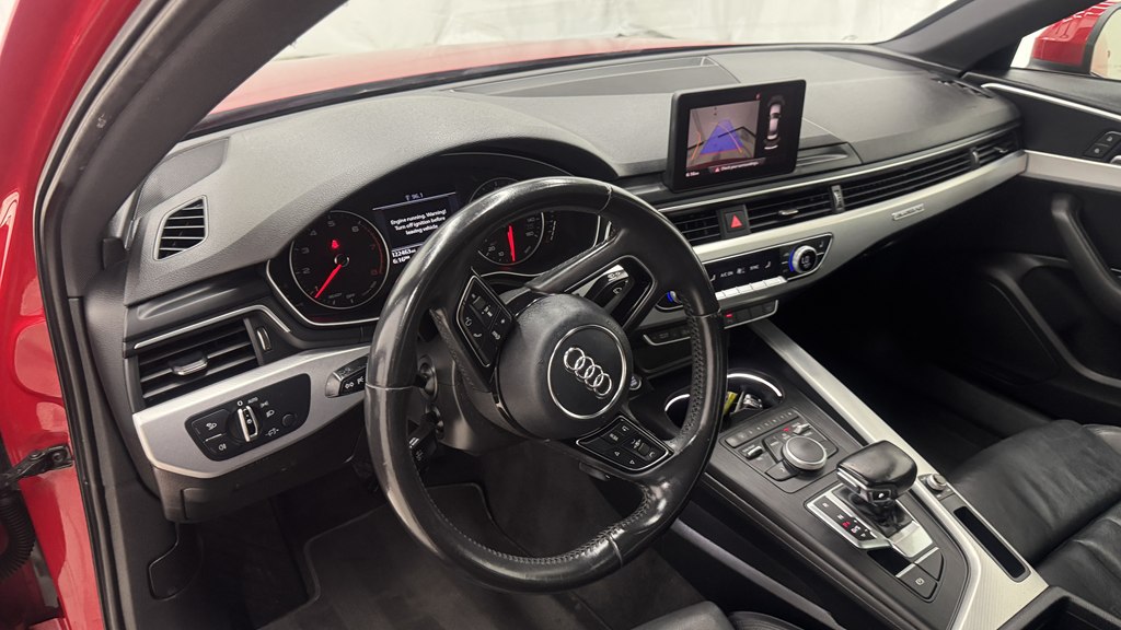Photo 15 of this AUDI A4