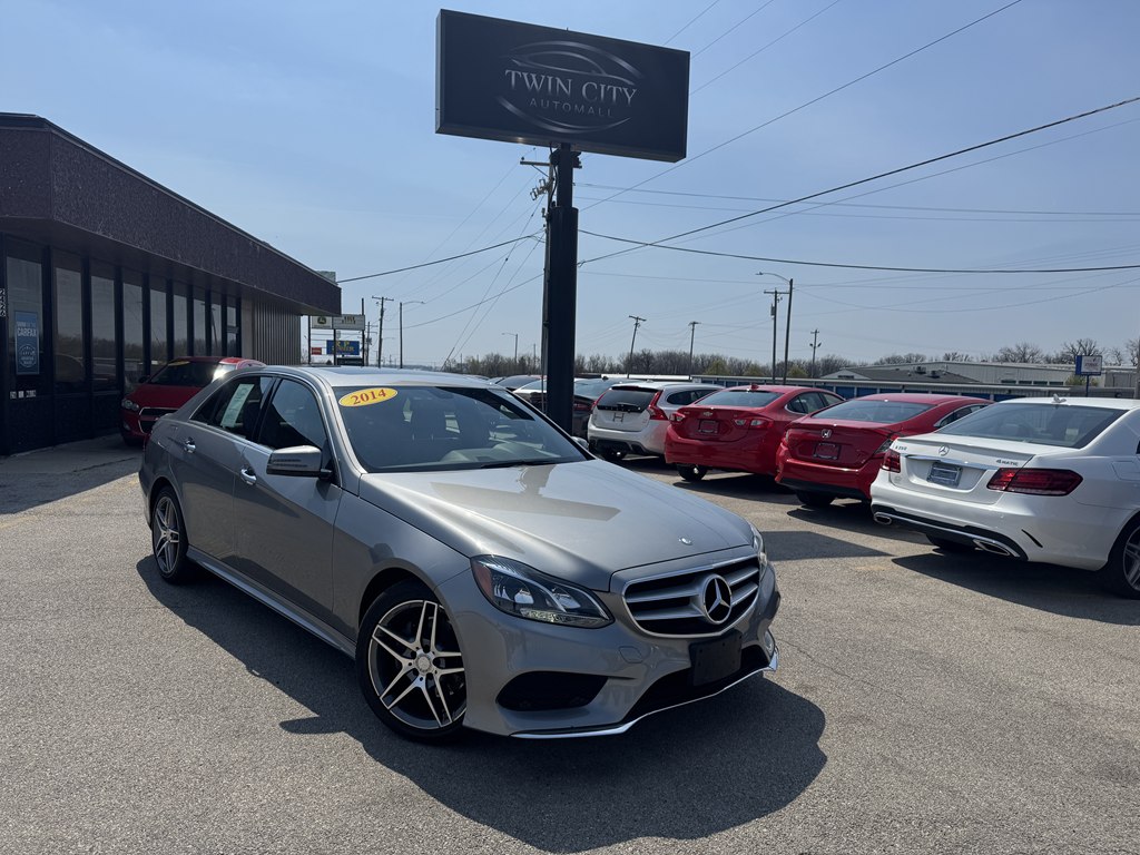 2014 Mercedes-Benz E-Class's photo