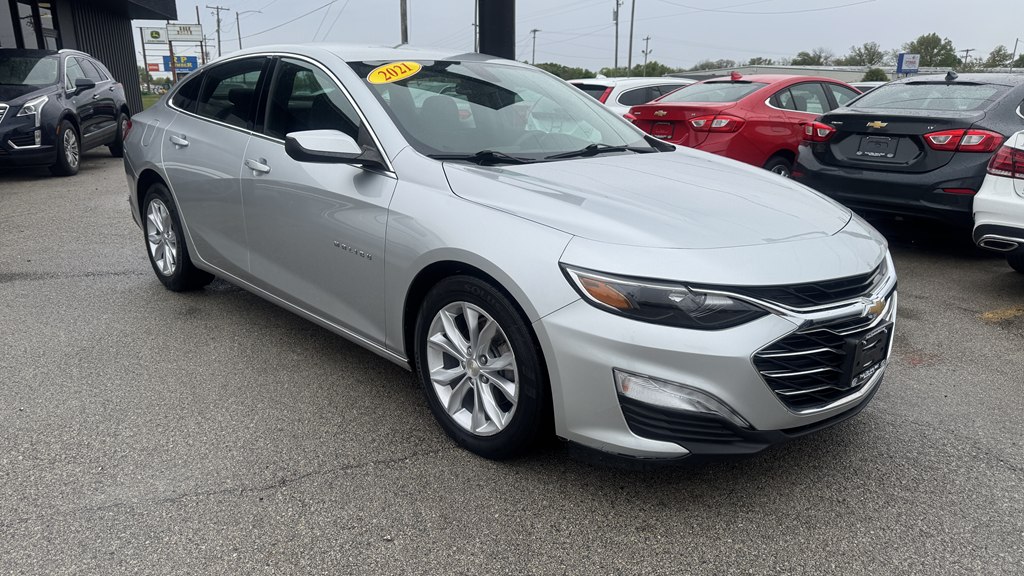 Photo 2 of this CHEVROLET MALIBU